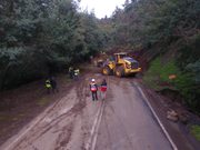 Derrumbe de gran magnitud corta conexión entre Traiguén y Galvarino: MOP trabaja para habilitar la ruta