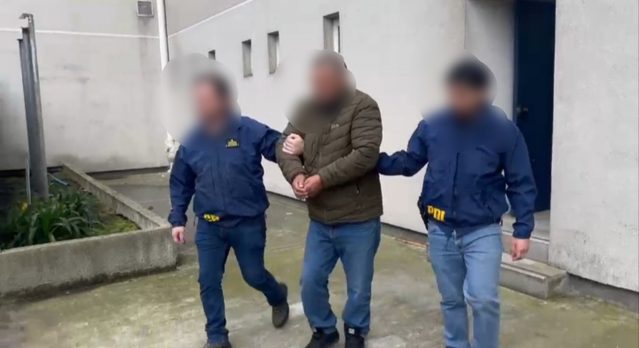 “Cayó el suegro De Rosamel Fierro”: PDI lo encontró oculto en Tirúa y estaba prófugo por violento robo