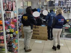 PDI fiscaliza situación migratoria de extranjeros durante operativo en el comercio de Temuco