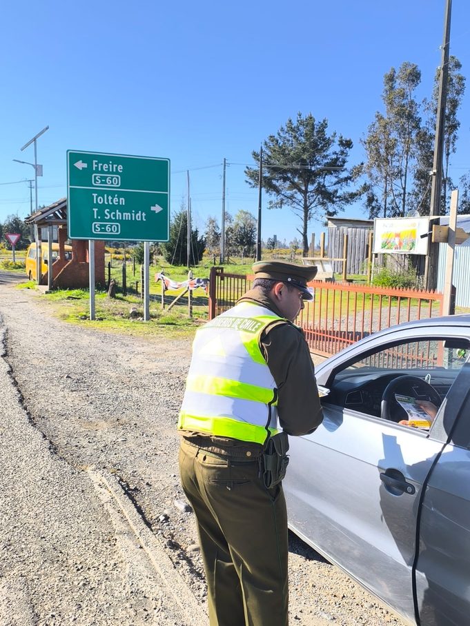 Carabineros de Pitrufquén refuerza campaña preventiva durante fiestas patrias con foco en abigeato y seguridad vial