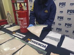 Ocultaban millonario cargamento de ketamina en extintores: PDI detiene a cinco integrantes de banda investigada en La Araucanía