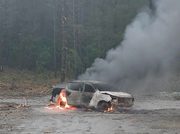 Ataque incendiario en Collipulli: queman camioneta en el sector Camino Curaco y despliegan operativo policial