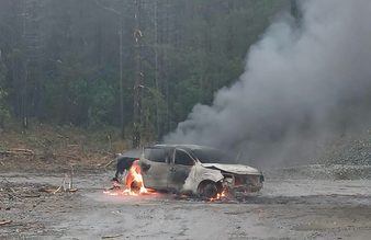 Ataque incendiario en Collipulli: queman camioneta en el sector Camino Curaco y despliegan operativo policial