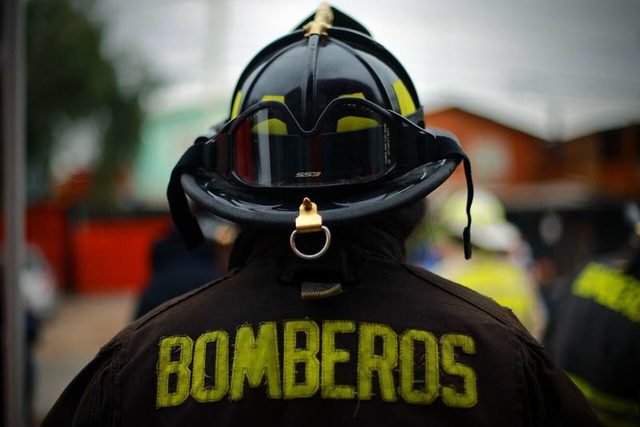 Tras apoyar la emergencia de Comuy, Bomberos de Temuco refuerza su estrategia para cuidar la salud mental de sus voluntarios
