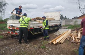 Municipalidad de Freire entrega materiales y herramientas para fortalecer huertos familiares