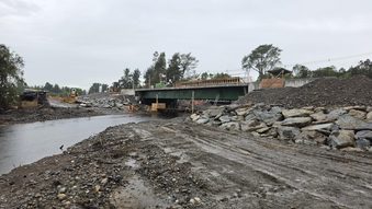 Un 90% de avance: Pitrufquén se prepara para estrenar el nuevo puente Quinque durante el próximo verano