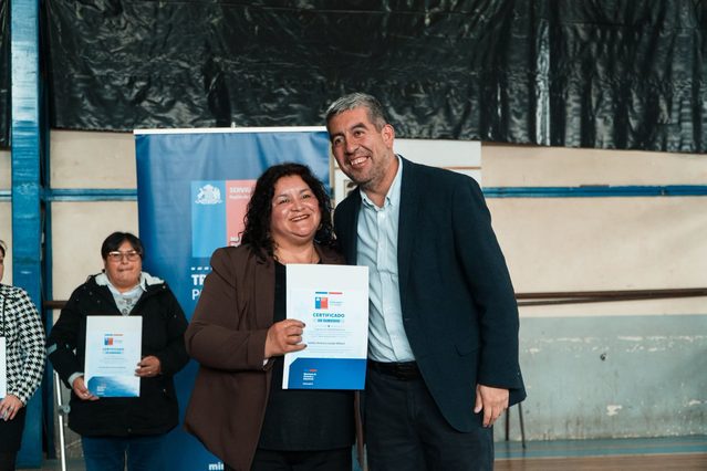 Familias de Freire reciben subsidios habitacionales para mejorar sus viviendas y acceder a nuevas soluciones
