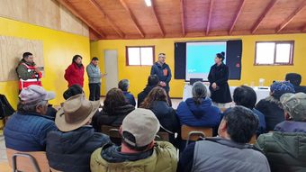 AVANZAN GESTIONES PARA REFORZAR LAS DEFENSAS DEL RÍO TOLTÉN EN VILLA COMUY