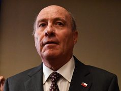Nuevo golpe al bolsillo: parafina sube casi $300 por litro mientras ministro Quiroz asegura que “hoy nadie consume parafina”