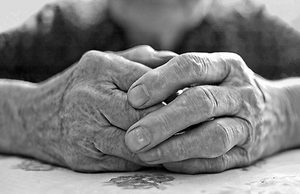 En el día del adulto mayor: PDI refuerza el llamado a denunciar delitos que vulneren su integridad y dignidad