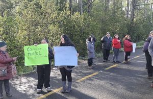 Ruta en malas condiciones genera movilización de vecinos en Villarrica: reclaman mantención y mejoras urgentes en sector Afunalhue Quetroco