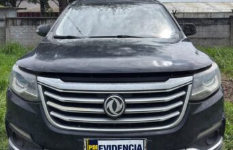 Dos detenidos en Pitrufquén tras descubrir que el auto en que viajaban era robado