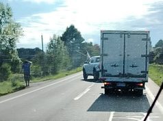 Investigan colisión entre vehículo particular y camión en la ruta S-60, en Teodoro Schmidt