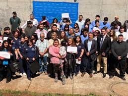 Ocho recicladores de base de Pitrufquén reciben certificación de competencias laborales