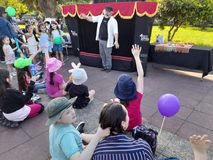 ¡Pitrufquén se llenó de alegría y colores con el carnaval por las artes y la salud mental!