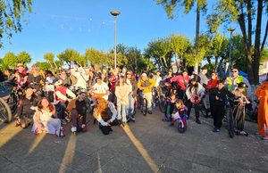 ¡Halloween sobre ruedas vuelve a Pitrufquén con una ruta familiar que promueve la inclusión y la accesibilidad!