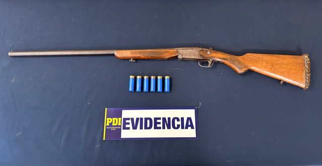 Control de armas en La Araucanía: PDI retira escopetas desde domicilios de Freire y Puerto Saavedra